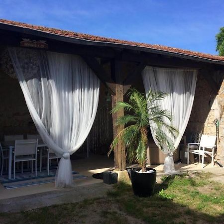 Bed and Breakfast Ecole De La Route Bleue Moiry Exterior foto